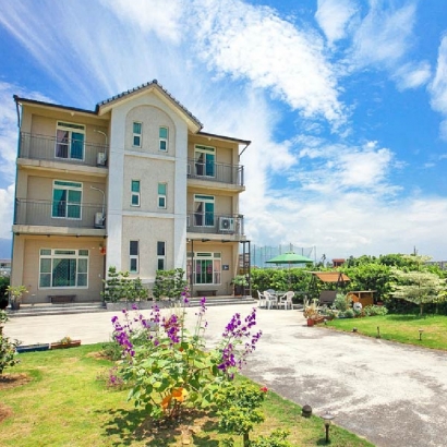 民宿封面410x410_工作區域 1.jpg