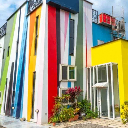 民宿封面410x410_工作區域 1.jpg