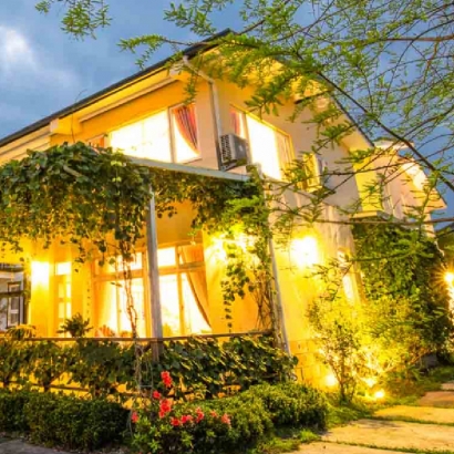 民宿封面410x410_工作區域 1.jpg